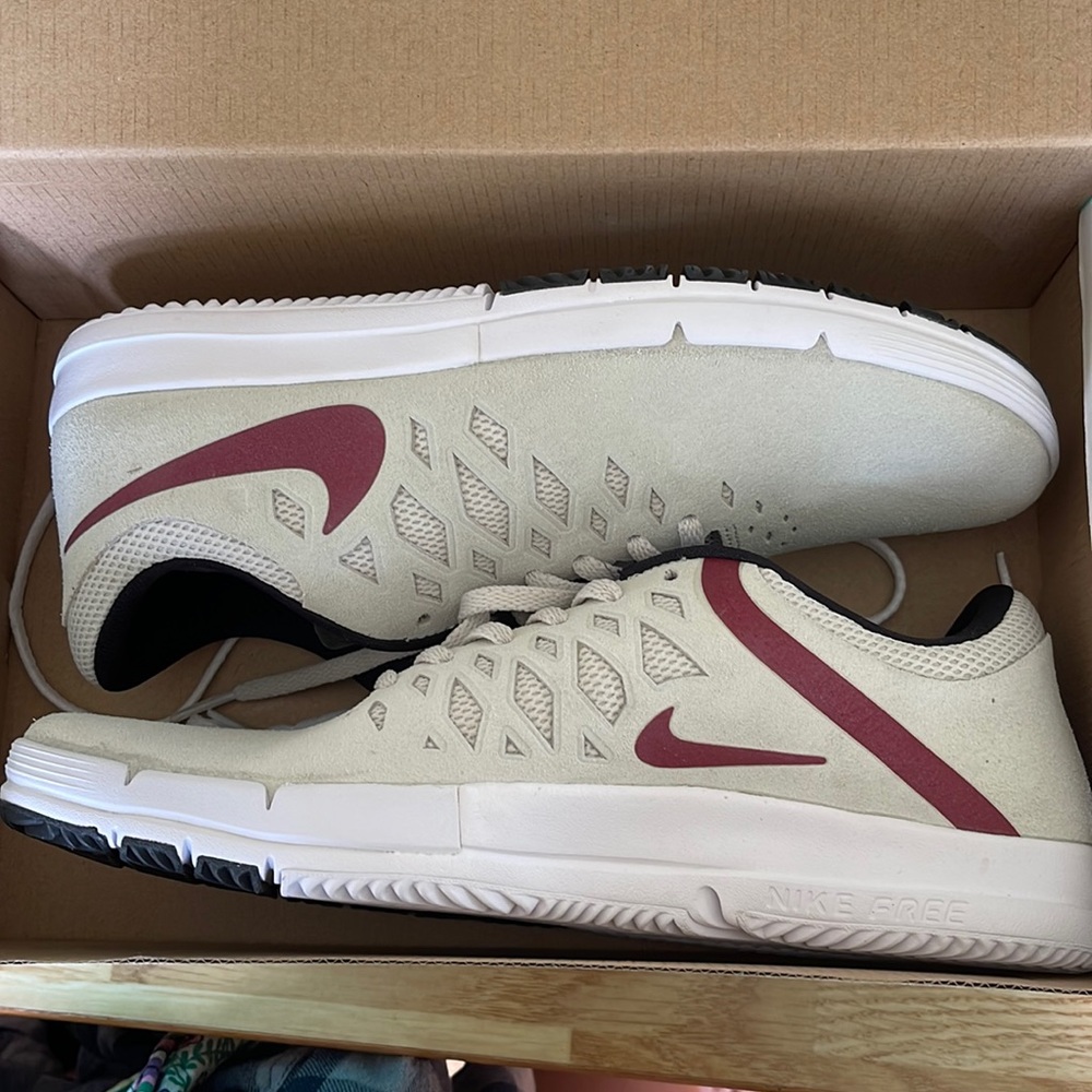 Nike free SB